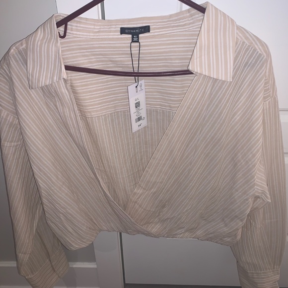 NWT wrapped cropped blouse - Picture 1 of 3